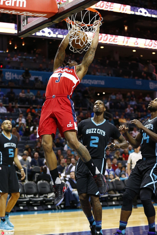  班凯罗高效表现魔术主场力克黄蜂结束连败