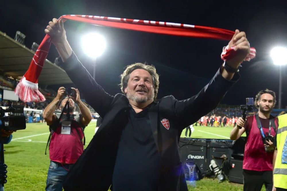  蒙扎首次征战意甲获首胜,贝卢斯科尼时代开启新篇