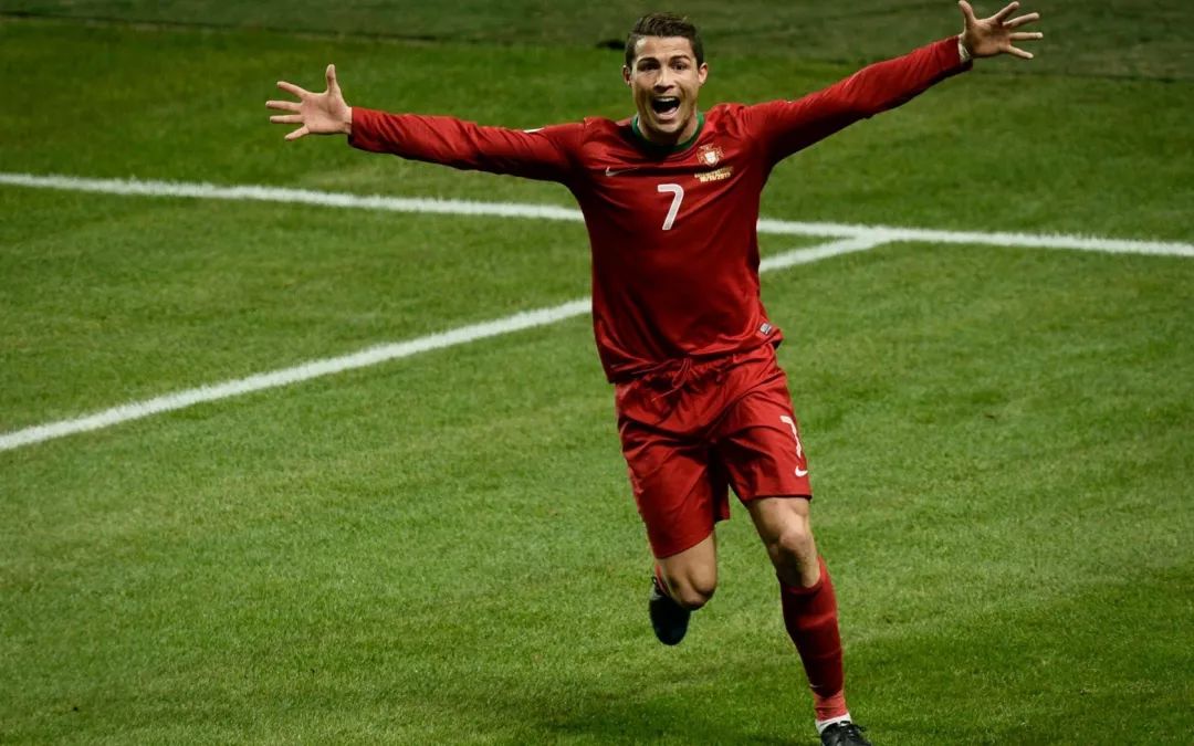  赛季末段冲刺扣人心弦，多支球队命运系于毫厘之间